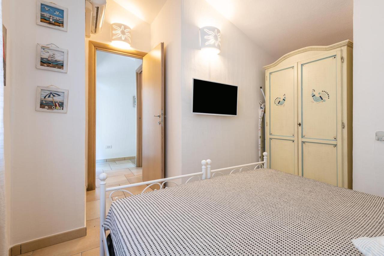 Casa Vacanza Il Bouganville Villasimius Kültér fotó